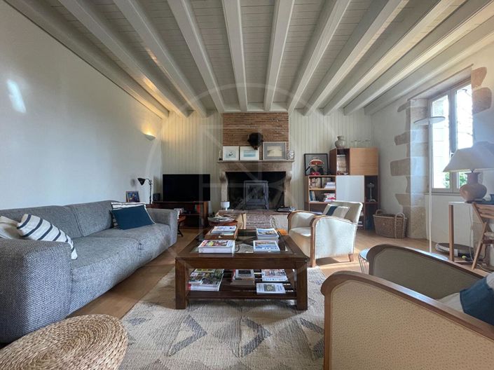 Image No.5-4 Bed House for sale