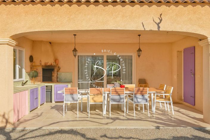 Image No.5-4 Bed House for sale