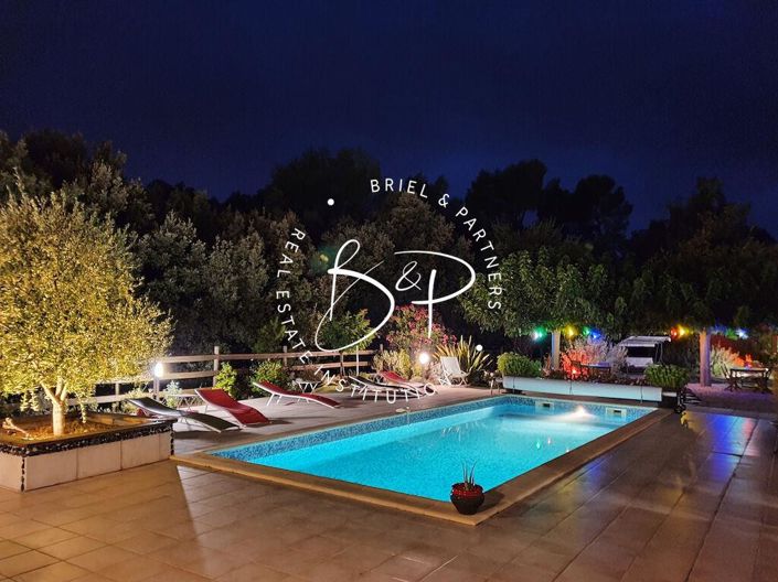 Image No.18-7 Bed House for sale