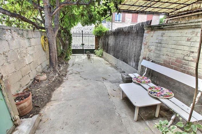 Image No.2-3 Bed House for sale