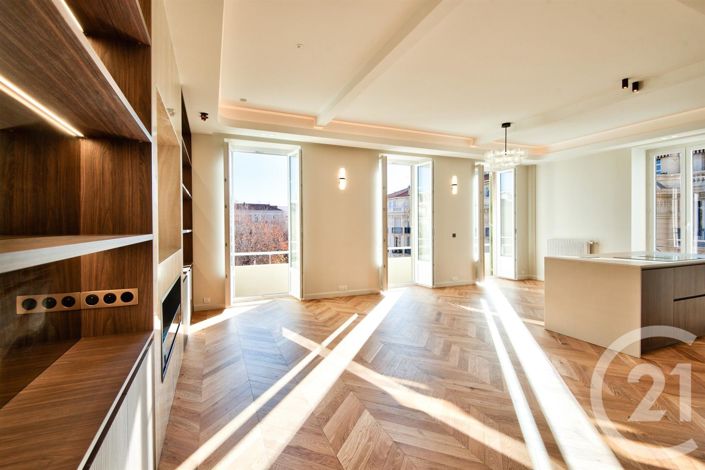 Image No.3-3 Bed Apartment for sale