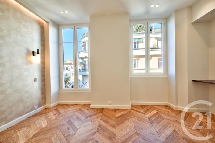 Image No.9-3 Bed Apartment for sale