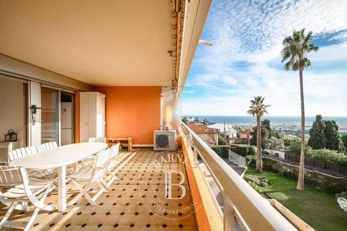 Image No.2-Appartement de 2 chambres à vendre à Nice