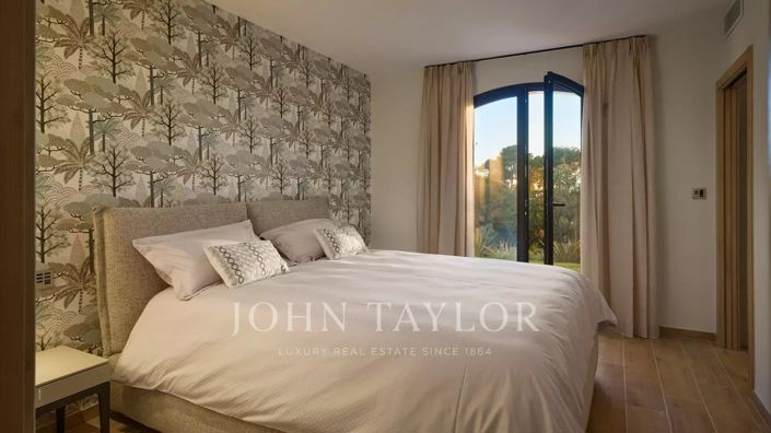 Image No.23-5 Bed House for sale