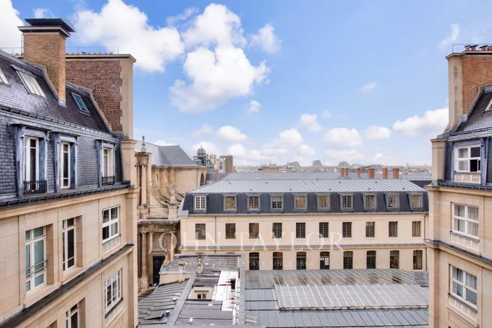 Image No.10-3 Bed Apartment for sale