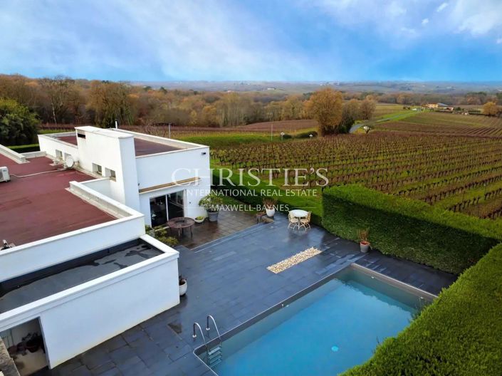 Image No.17-3 Bed House for sale