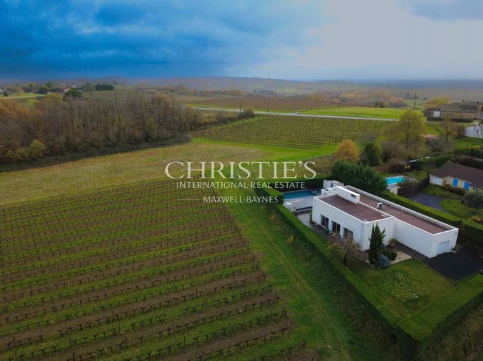 Image No.18-3 Bed House for sale