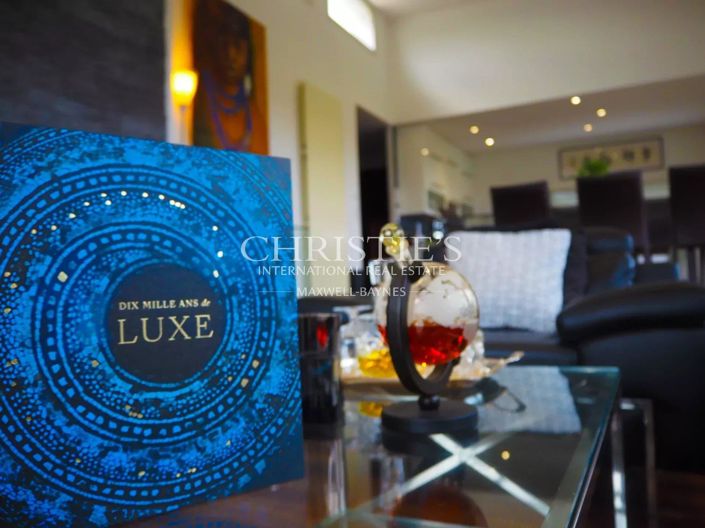 Image No.8-3 Bed House for sale