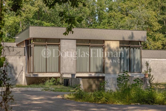 Image No.18-6 Bed House for sale