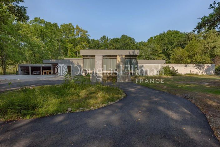 Image No.23-6 Bed House for sale