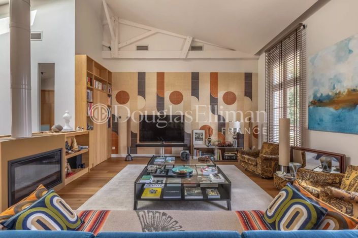 Image No.7-4 Bed House for sale