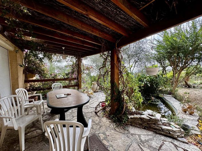 Image No.7-5 Bed House for sale