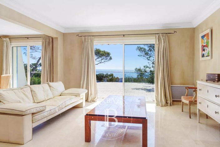 Image No.3-2 Bed House for sale