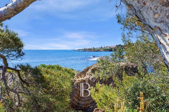 Image No.7-2 Bed House for sale