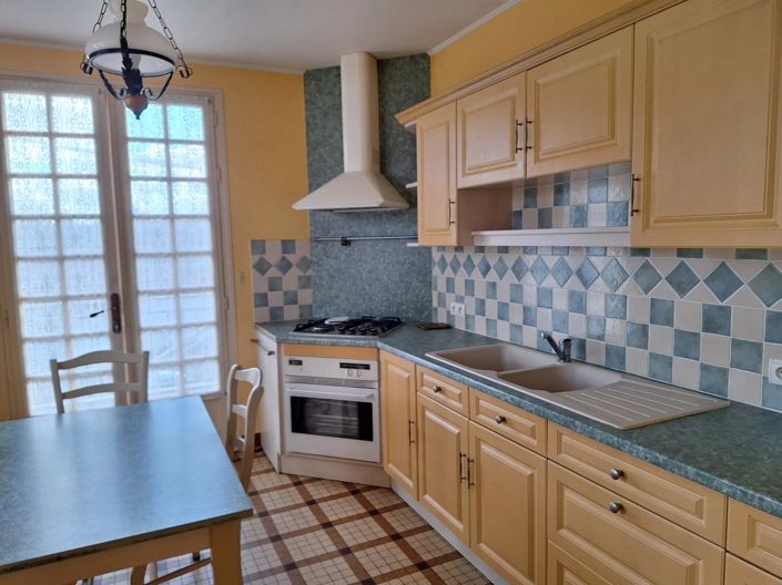 Image No.4-2 Bed House for sale