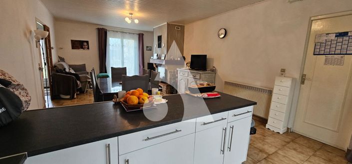 Image No.3-2 Bed House for sale