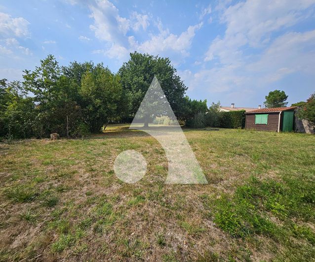 Image No.11-3 Bed House for sale