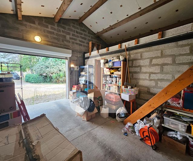 Image No.12-3 Bed House for sale