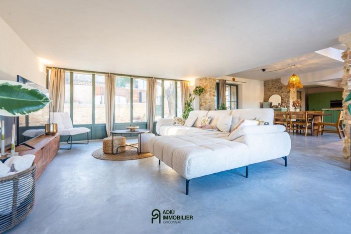 Image No.7-5 Bed House for sale