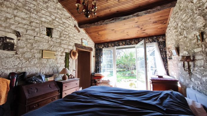 Image No.18-2 Bed House for sale