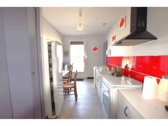 Image No.8-3 Bed House for sale