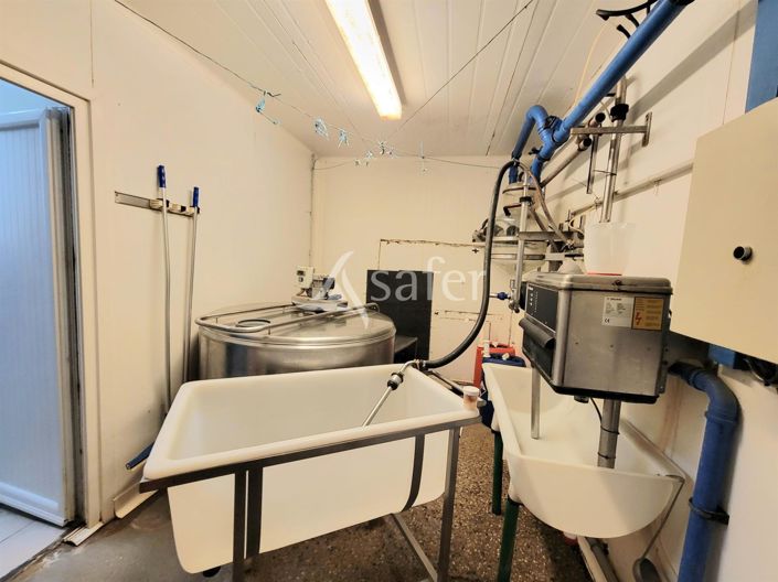 Image No.5-House for sale