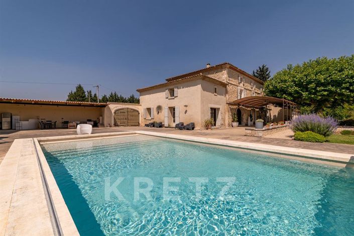 Image No.11-8 Bed House for sale