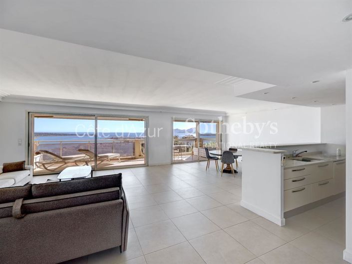 Image No.3-3 Bed Apartment for sale