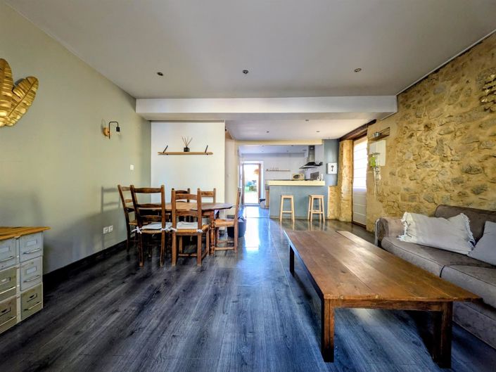 Image No.4-2 Bed House for sale