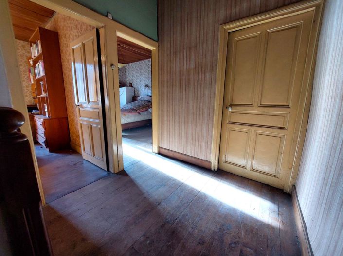 Image No.8-2 Bed House for sale