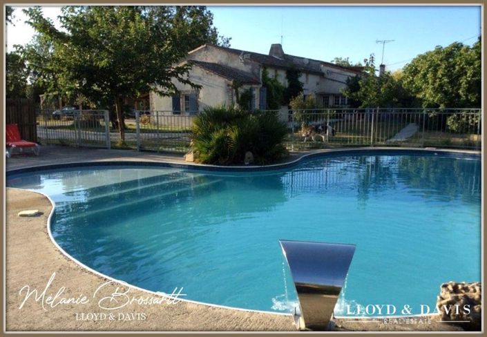 Image No.3-8 Bed House for sale