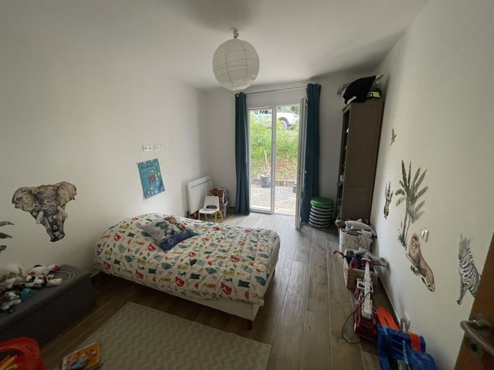 Image No.7-3 Bed House for sale