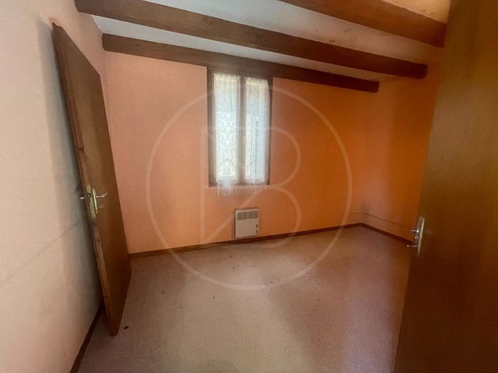 Image No.10-3 Bed House for sale