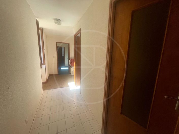 Image No.15-3 Bed House for sale