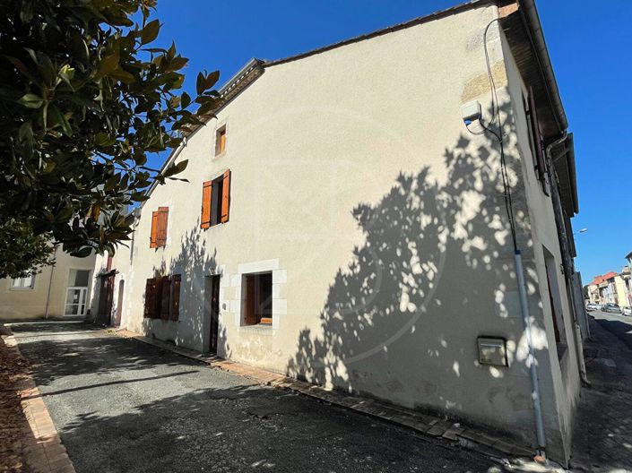 Image No.18-3 Bed House for sale