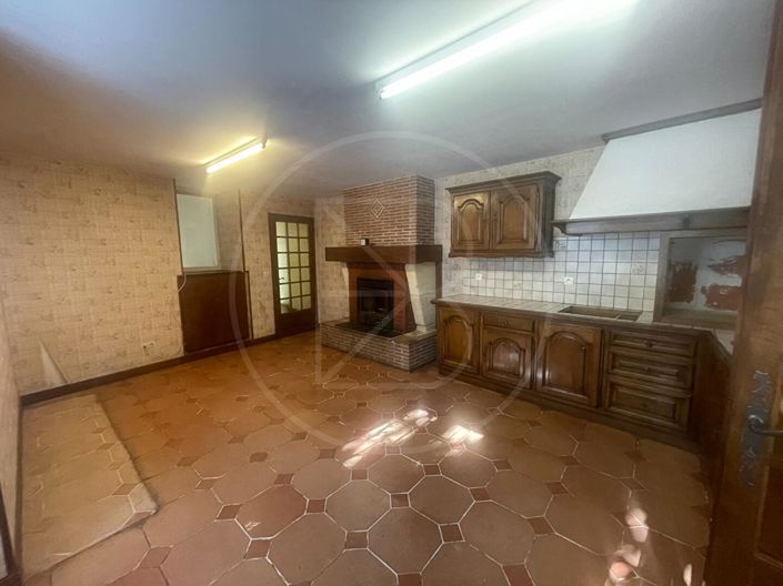 Image No.6-3 Bed House for sale