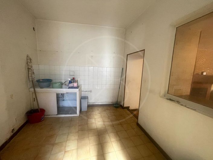 Image No.8-3 Bed House for sale