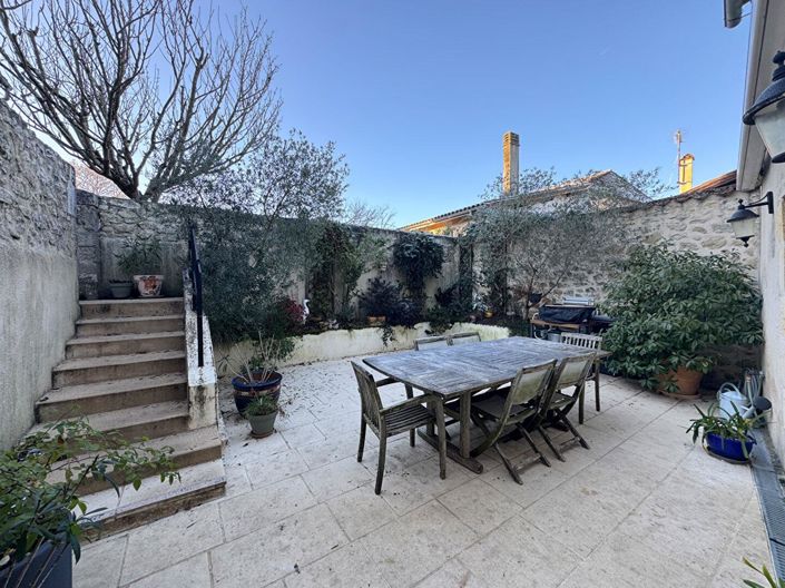 Image No.3-3 Bed House for sale