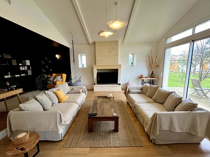 Image No.5-4 Bed House for sale