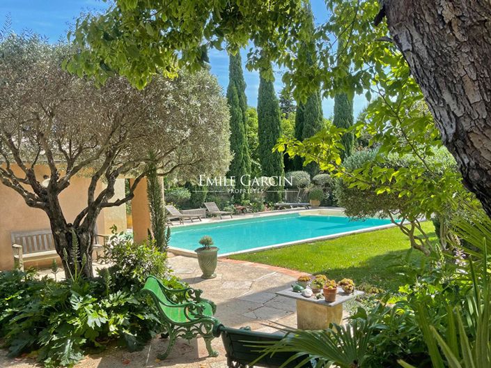 Image No.3-5 Bed House for sale