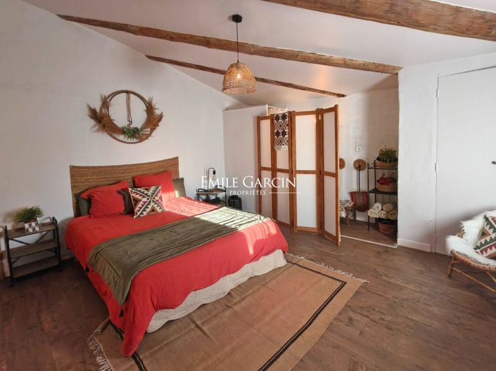 Image No.11-6 Bed House for sale