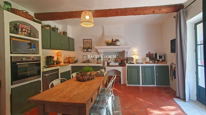 Image No.7-6 Bed House for sale