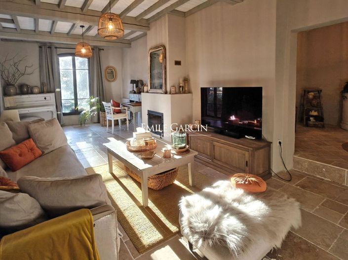 Image No.9-6 Bed House for sale