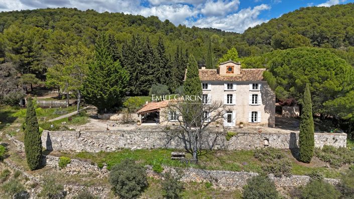 Image No.8-7 Bed House for sale