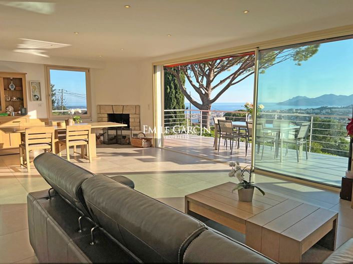 Image No.3-4 Bed House for sale