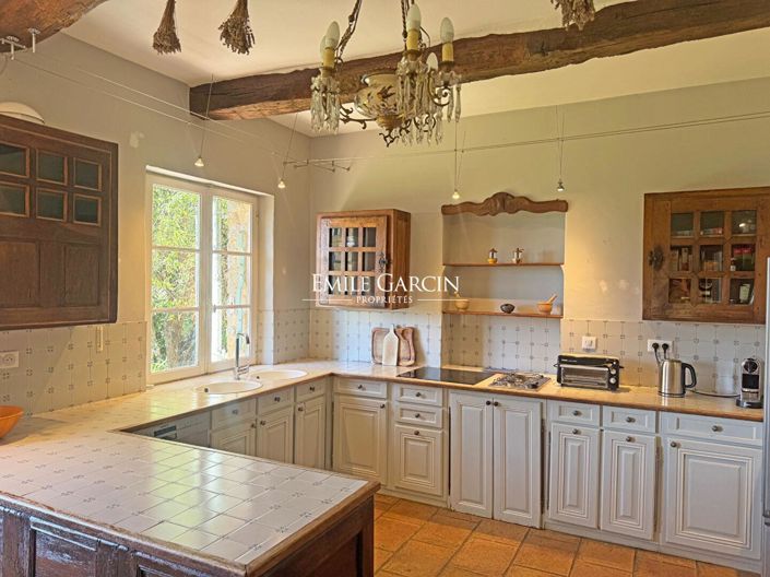 Image No.3-4 Bed House for sale