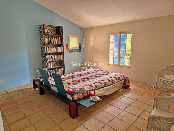 Image No.6-3 Bed House for sale