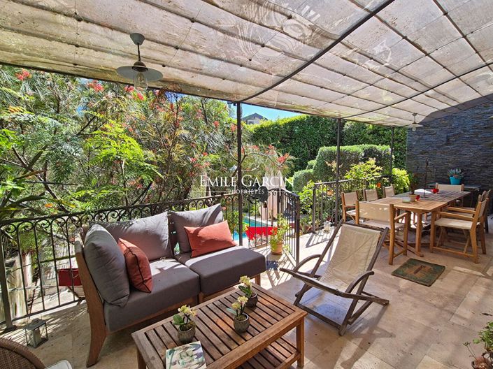 Image No.2-4 Bed House for sale