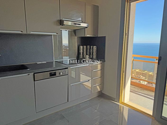 Image No.3-3 Bed Apartment for sale