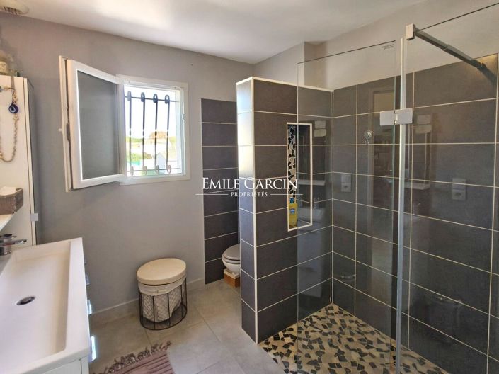 Image No.7-4 Bed House for sale